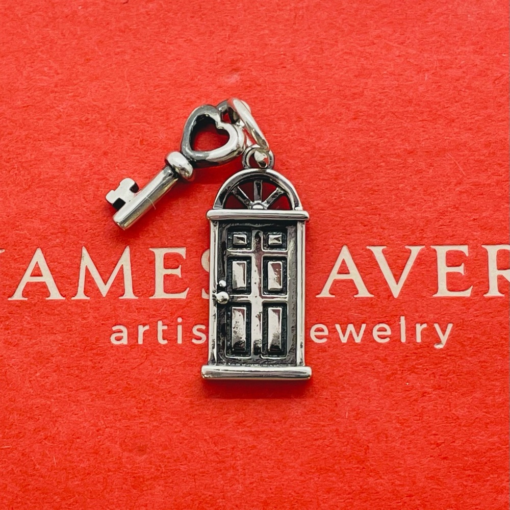 Retired James Avery Welcome Home Charm Door With Key